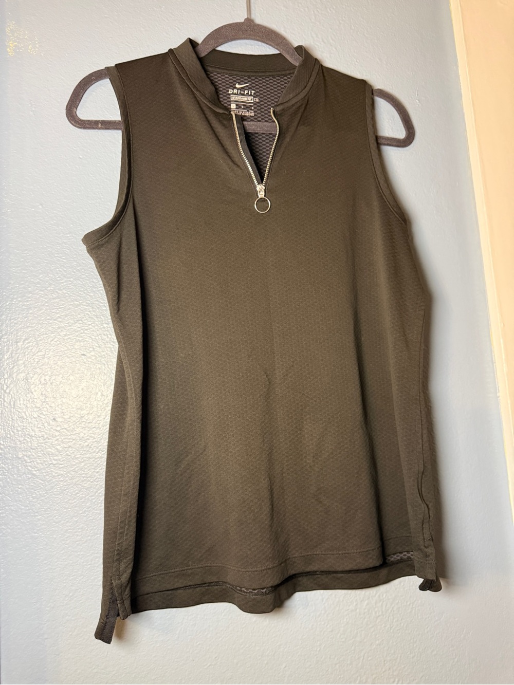 Nike Women's Dry Fairway Sleeveless Golf Polo – Black, Size Large - Picture 7 of 13